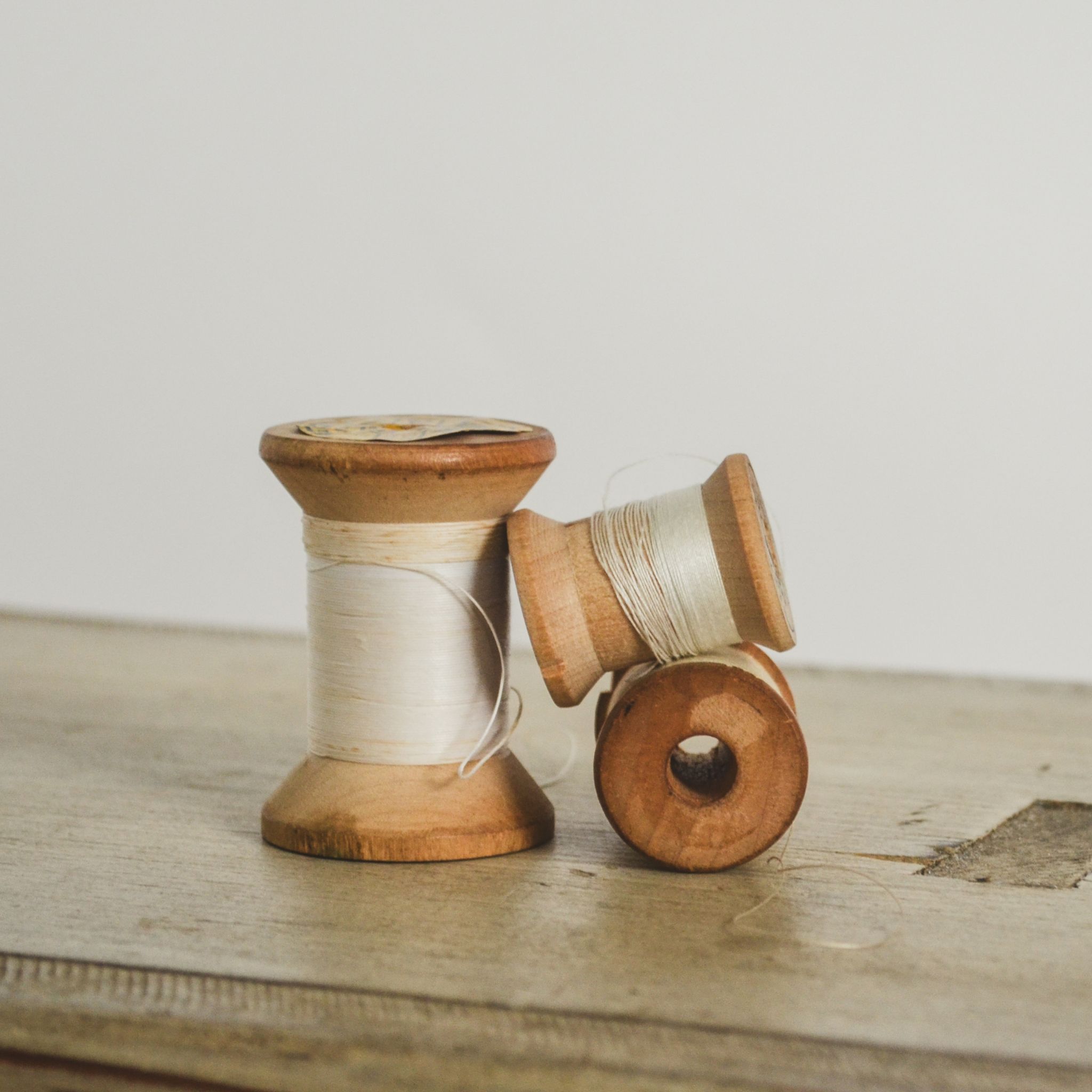 Pack couture à domicile : apprenez la couture chez vous avec des séances personnalisées. Réservez 3 à 15h, déplacement inclus jusqu’à 7,5 km.